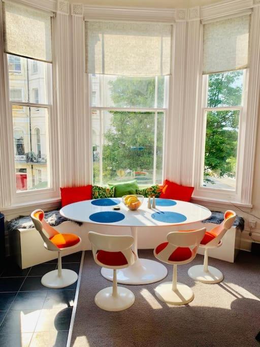Beautiful Flat Perfect For A Seaside Break! Apartamento Brighton Exterior foto